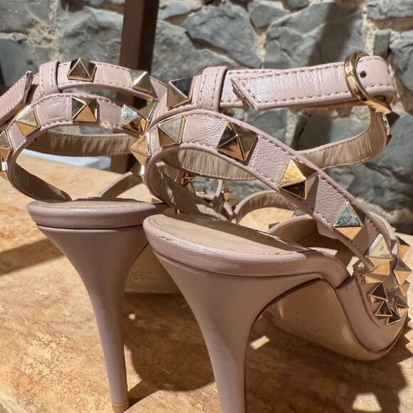 Valentino Poudre Leather Rockstud Caged Pumps - Picture 6 of 10